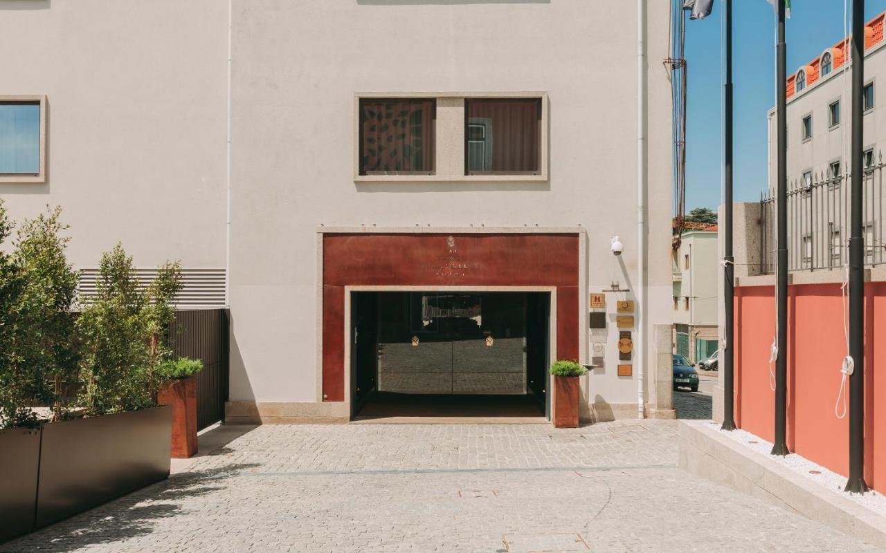 Torel Avantgarde Porto Exterior foto Entrance to the museum
